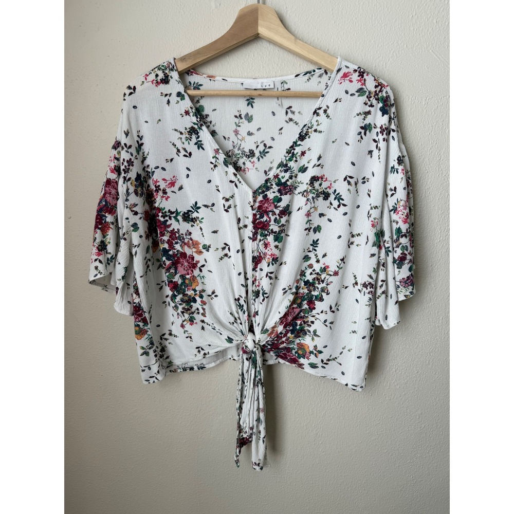 LUQ Women's M Floral Tie Front Blouse White V Neck Flutter Sleeve Boho Rayon